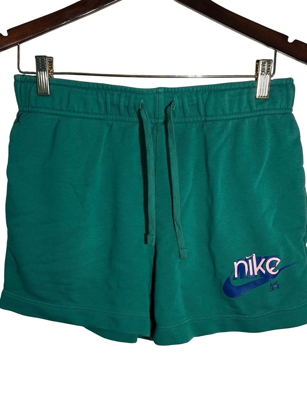 Nike Women's green drawstring Shorts